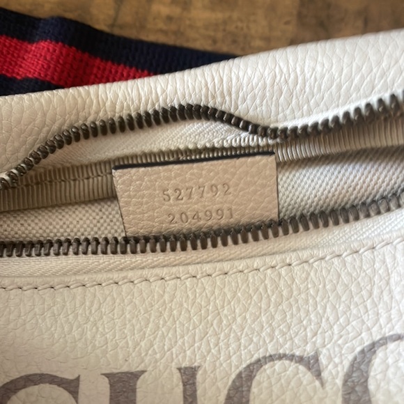 SOLD-Gucci Belt Bag⭐️ - Picture 5 of 16